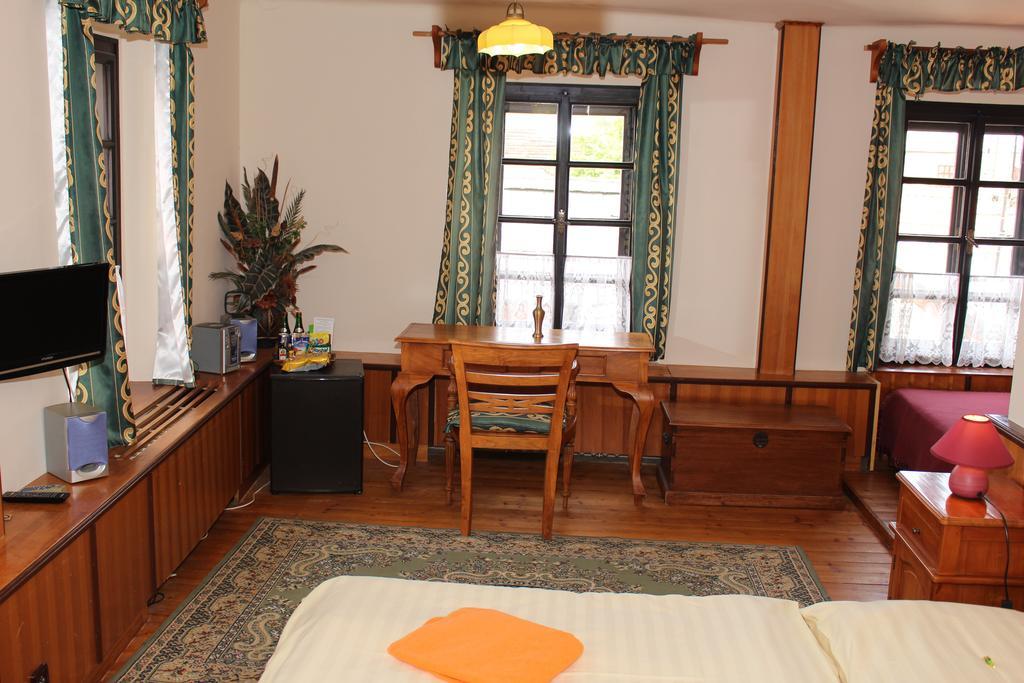 Penzion Kasper Cyklopenzion Jindřichův Hradec Zimmer foto