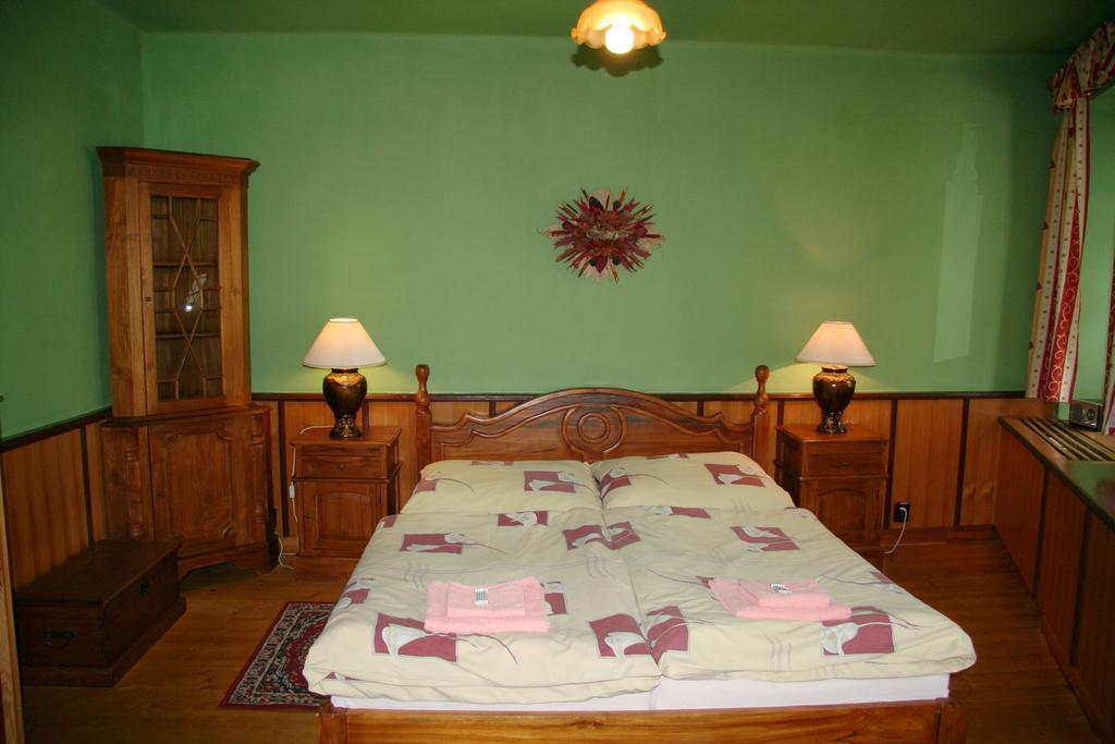 Penzion Kasper Cyklopenzion Jindřichův Hradec Zimmer foto