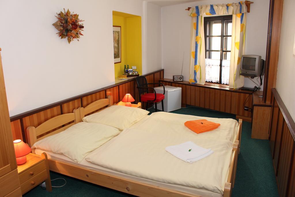 Penzion Kasper Cyklopenzion Jindřichův Hradec Zimmer foto